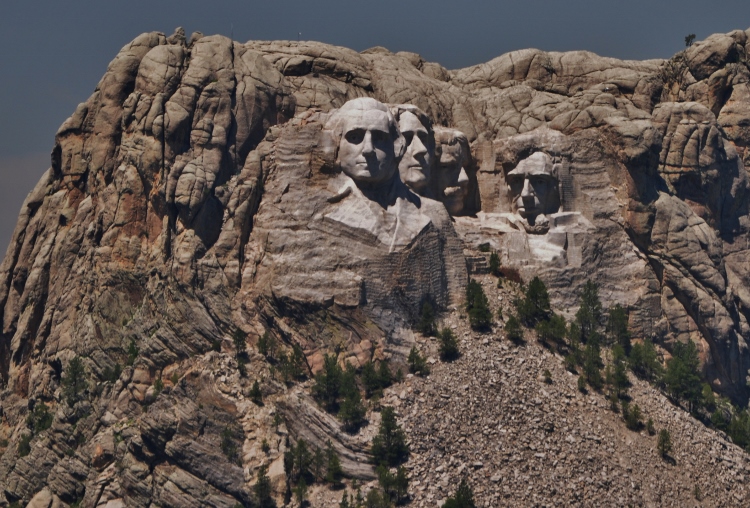 rushmore fromo the norbeck overlook